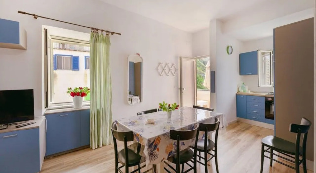 Corricella Moonlight House