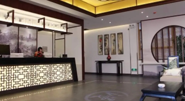 Suzhou Romantic Cabin Panmen