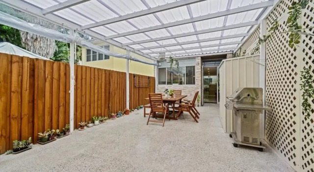 Luxurious New House Hidden Near Central CBD