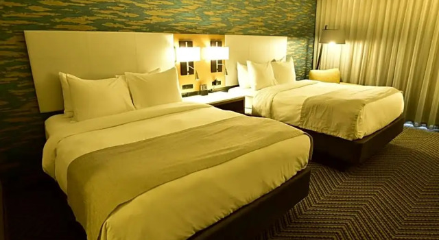 Четырёхместный номер Standard Radisson Hotel Niagara Falls-Grand Island