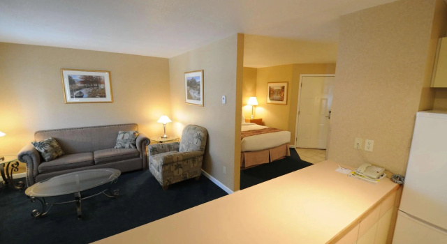 Люкс c 1 комнатой Best Western Inn at Penticton