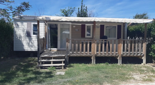 Camping Les Sources, Rezervasyon Kamp Alanı Courthezon Vaucluse