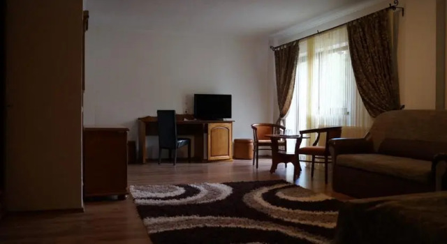 Complex Craiasa - Vila Lucica, Забронировать Гостевой дом Отели Мойечу-де-Сус с парковкой, Парковка