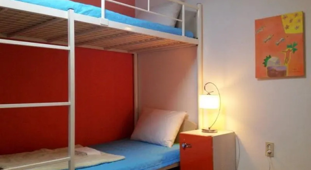 Doors Guesthouse Hongdae, Забронировать Отель Мапхогу Сеул, рядом с Магазин Butter zakka