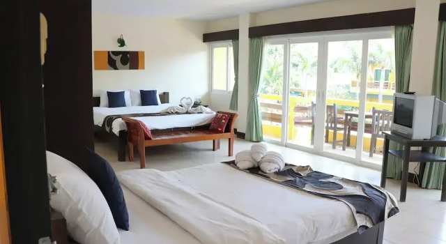 Семейный номер Deluxe с балконом Bacchus Home Resort