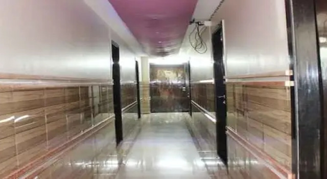 Room Maangta 100 - Andheri East