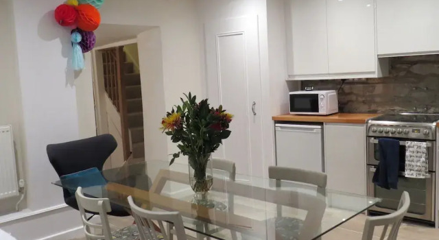 Cabaña Frog Palace - Secure Parking-Outside Area-Topsham-Exeter-Beach-Chiefs-WiFi