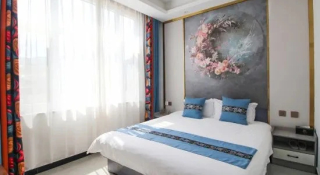 Люкс Grand Yixian Xiangyun Homestay (Yishui Lake Taihang Water Town Shop)