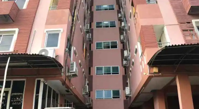 Baan Daratorn Soi 53 Yeak 4, Rezervovat Apartmán Hotely v Central Thailand s parkováním, Parkování