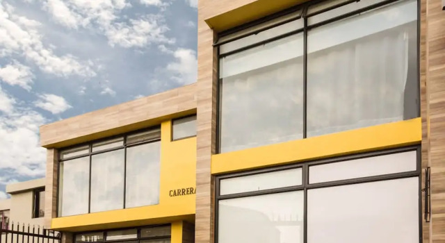 CM House - Hotel Moreno