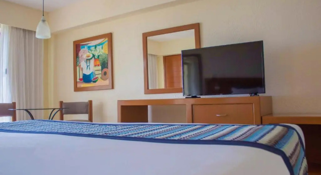 Номер Standard Plaza Pelicanos Grand Beach Resort All Inclusive