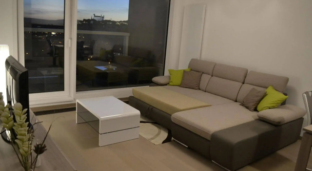 Panorama Apartment with Free Parking, Đặt Căn hộ Nivy Bratislava