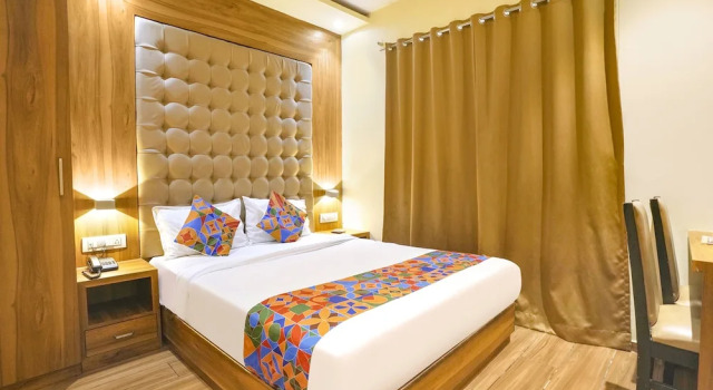 Номер Premium FabHotel Cozy Inn