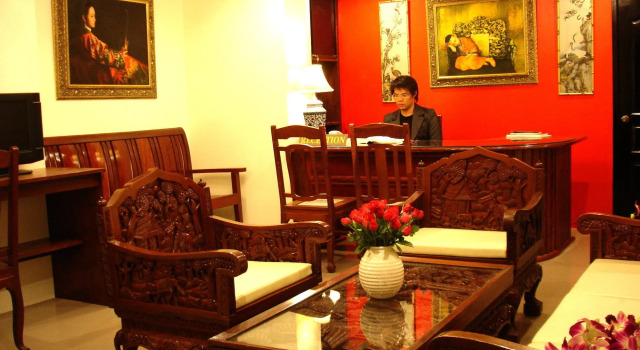 The Bang Khun Phrom Suites