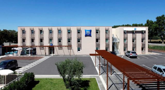 ibis budget Manosque Cadarache, Rezerwuj Hotel Hotele w Cadarache z parkingiem, Parking