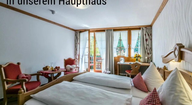 Двухместный номер Standard с балконом Hotel Restaurant Krone & Wellness - Schopfheim