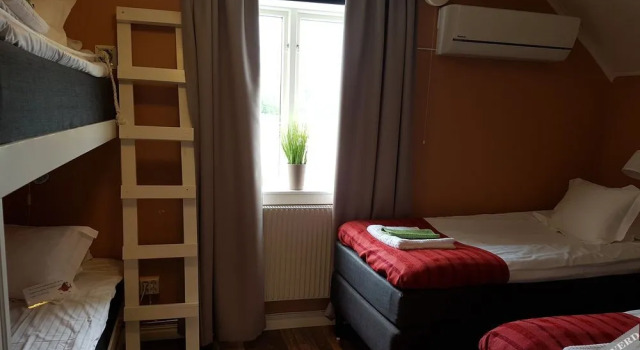 Himmelsby Gårdshotell, Book Hotel  