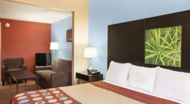 Super 8 by Wyndham Pennsville/Wilmington, Забронировать Отель Уилмингтон Делавэр