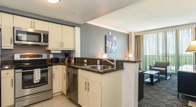 Номер Deluxe c 1 комнатой с балконом Private Residences at Hotel Arya by SoFLA Vacations