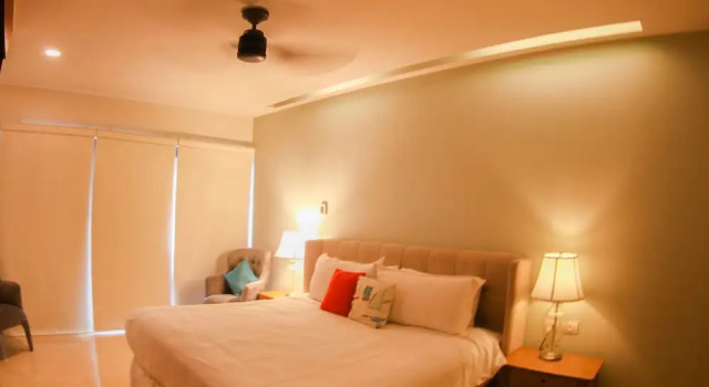 Апартаменты с 3 комнатами с балконом Fabulous 3BR Condo steps away from 5th Avenue and beach by Happy Adddress