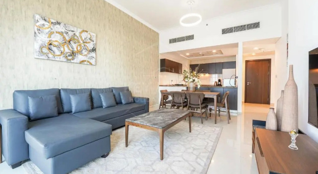 KeyHost - Elegant 2BR Central Towers - Dubai Marina - K3620, Забронировать Отель Отели Эмирата Дубая с бассейном, рядом с Dubai Marina Yacht Club, Бассейн