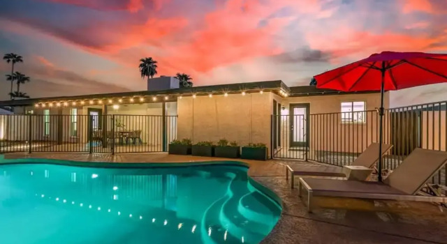 Коттедж 8BR Villa Heated Pool Putt Grn Billiards Sleeps 18