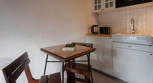 Вилла ENTRE MUROS - Turismo Rural - Casas com jardim e acesso direto ao mar