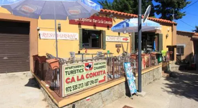 Ca La Conxita, Забронировать Отель Отели Каталонских Пиренеев с парковкой, Парковка