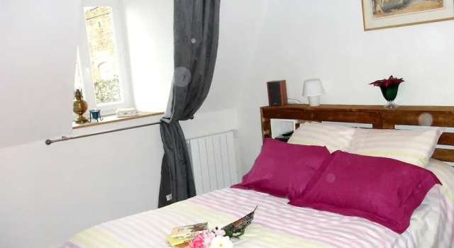 House With 3 Bedrooms in Saint-clément, With Wonderful Mountain View a, Prenota Casa vacanze Hotel a Aquitania con parcheggio, Parcheggio