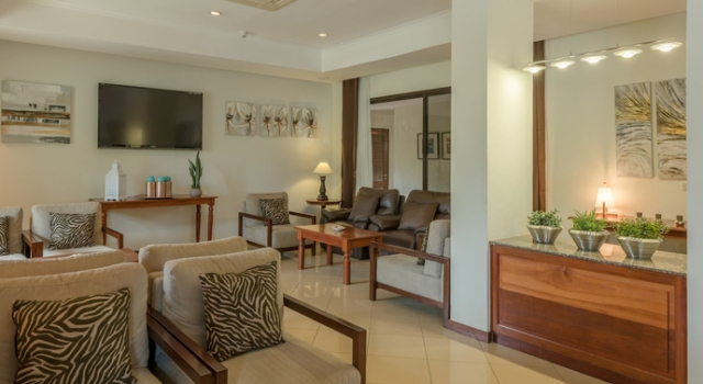 Sea Cliff Court Apartments