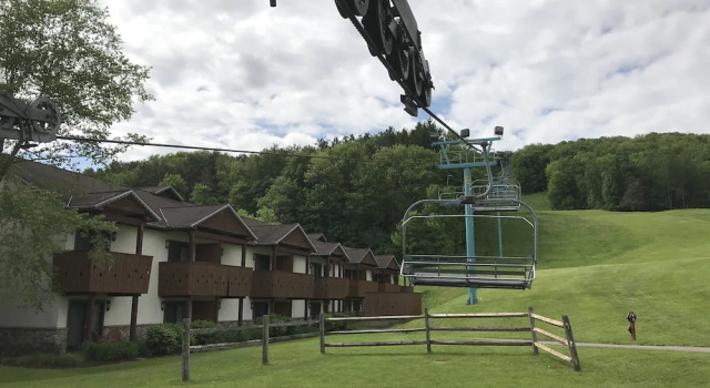 Четырёхместный номер Standard The Inn At Holiday Valley