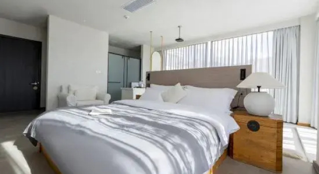 Люкс с 4 комнатами с видом на внутренний двор Peninsula Hotel - Anning