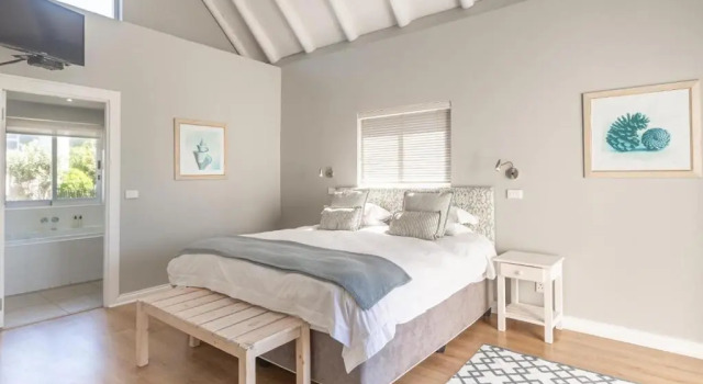 Cape St Francis Beach Break Villas and Cottages