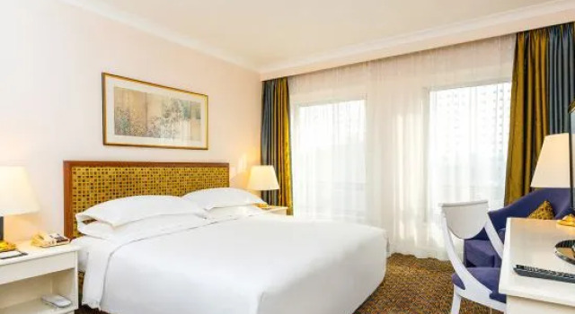 Люкс Grand Grand Skylight Hotel Royal