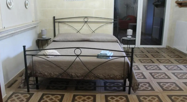 B&B Le Carrube, Prenota Bed & breakfast Sava Salento