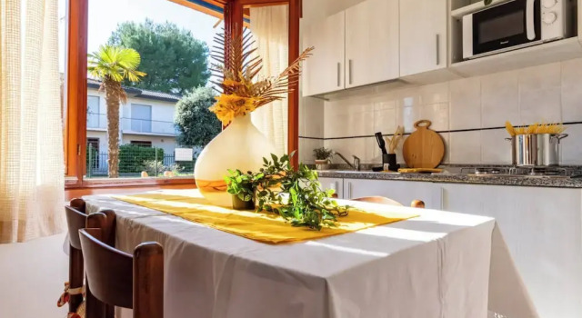 Bright Villa Flat With Shared Garden, Prenota Villa Hotel a Veneto con parcheggio, Parcheggio