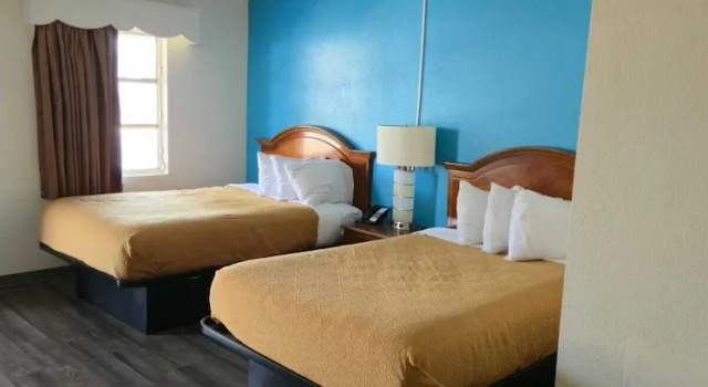 Четырёхместный номер Standard Williamston Inn NC Near Greenville US 64