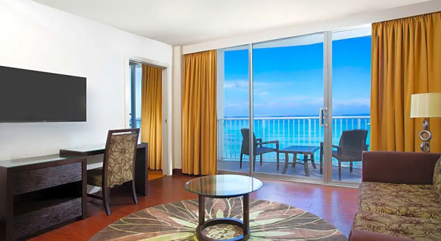Люкс c 1 комнатой oceanfront Park Shore Waikiki