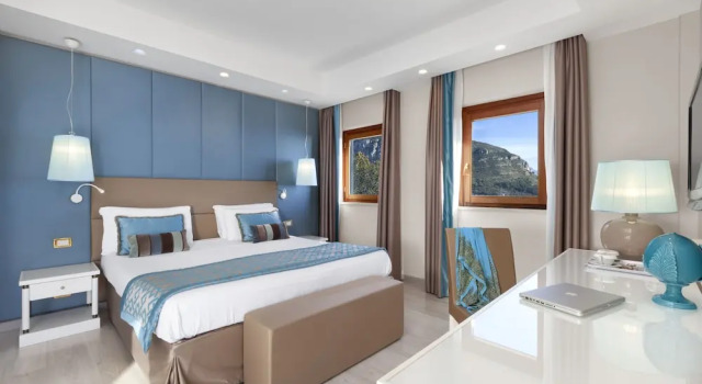 Двухместный номер Superior с балконом Nastro Azzurro Resort
