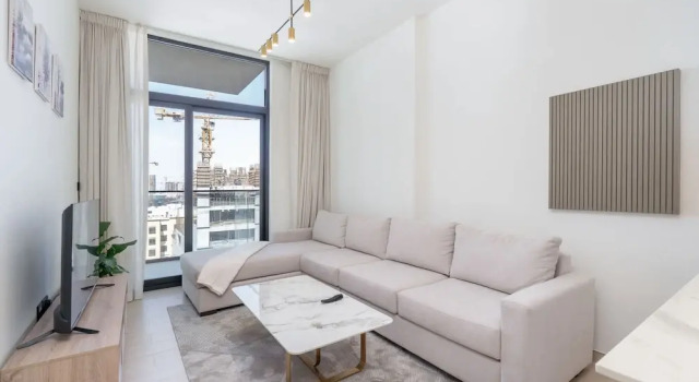 Peace and Tranquility in This 1 Bedroom in JVC