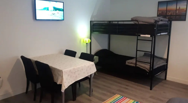 Guesthouse near Charles De Gaulle Airport