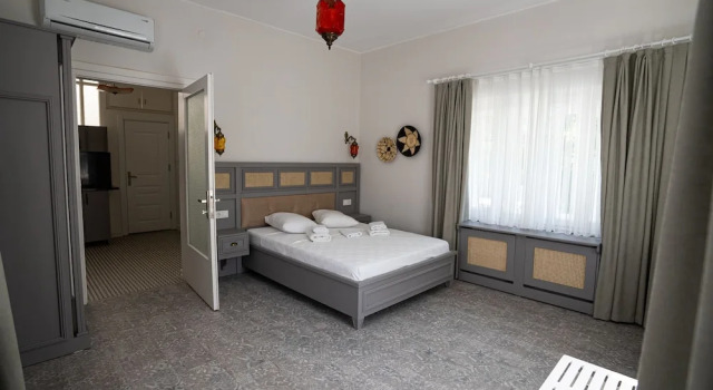 Ece Suit Büyükada