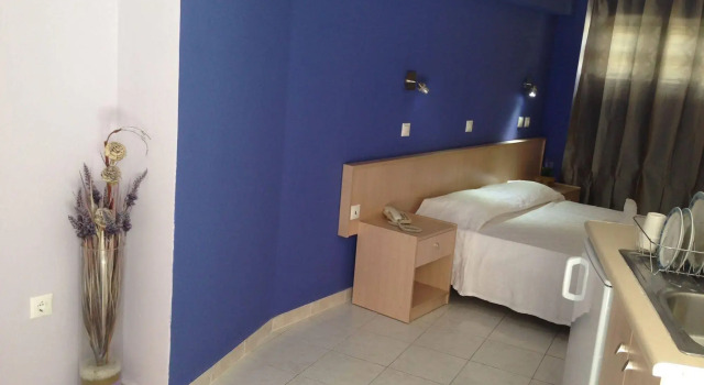 Zefyros Hotel