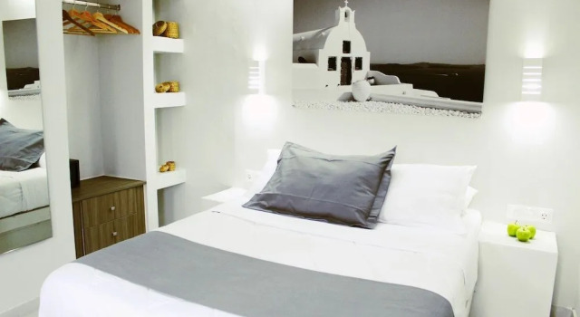 Sea La Vie Beachfront Suites, Забронировать Гостевой дом Гостевые дома Перисса, Гостевой дом