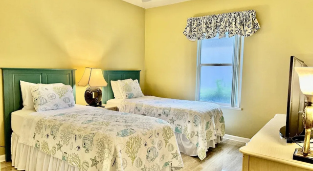 Коттедж Lighthouse 1124 3 Bedroom Home by RedAwning