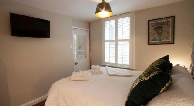 Entire 2 bed, 2 bath cottage in the heart of Rye citadel, Забронировать Дом для отпуска Виллы High Weald, Вилла