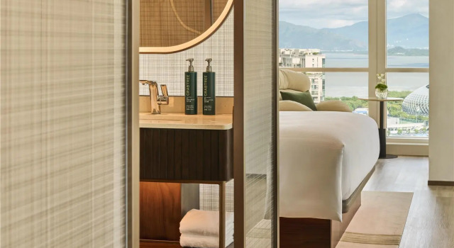 Номер Premium Doubletree By Hilton Shenzhen Bay