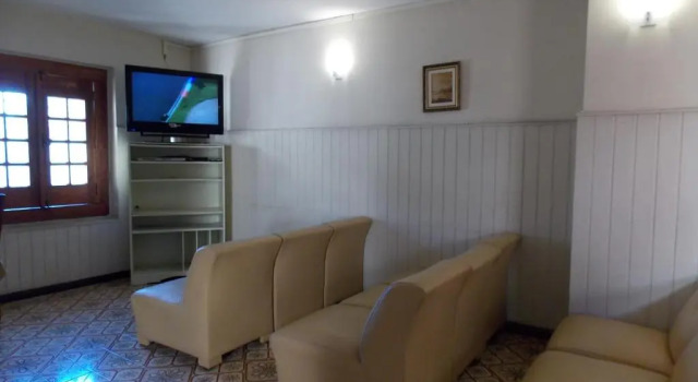 Hotel Colonial, Забронировать Отель Сан-Лоренсу Минас-Жерайс