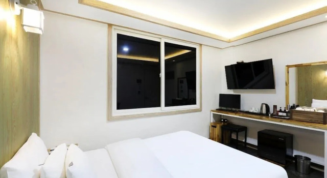 Номер Standard Gukmin Hotel