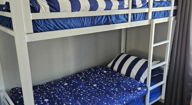 3 Bedroom Surfers Paradise Apartment, Забронировать Апартаменты/квартира Отели Голд-Кост с бассейном, рядом с LAN SPA, Бассейн